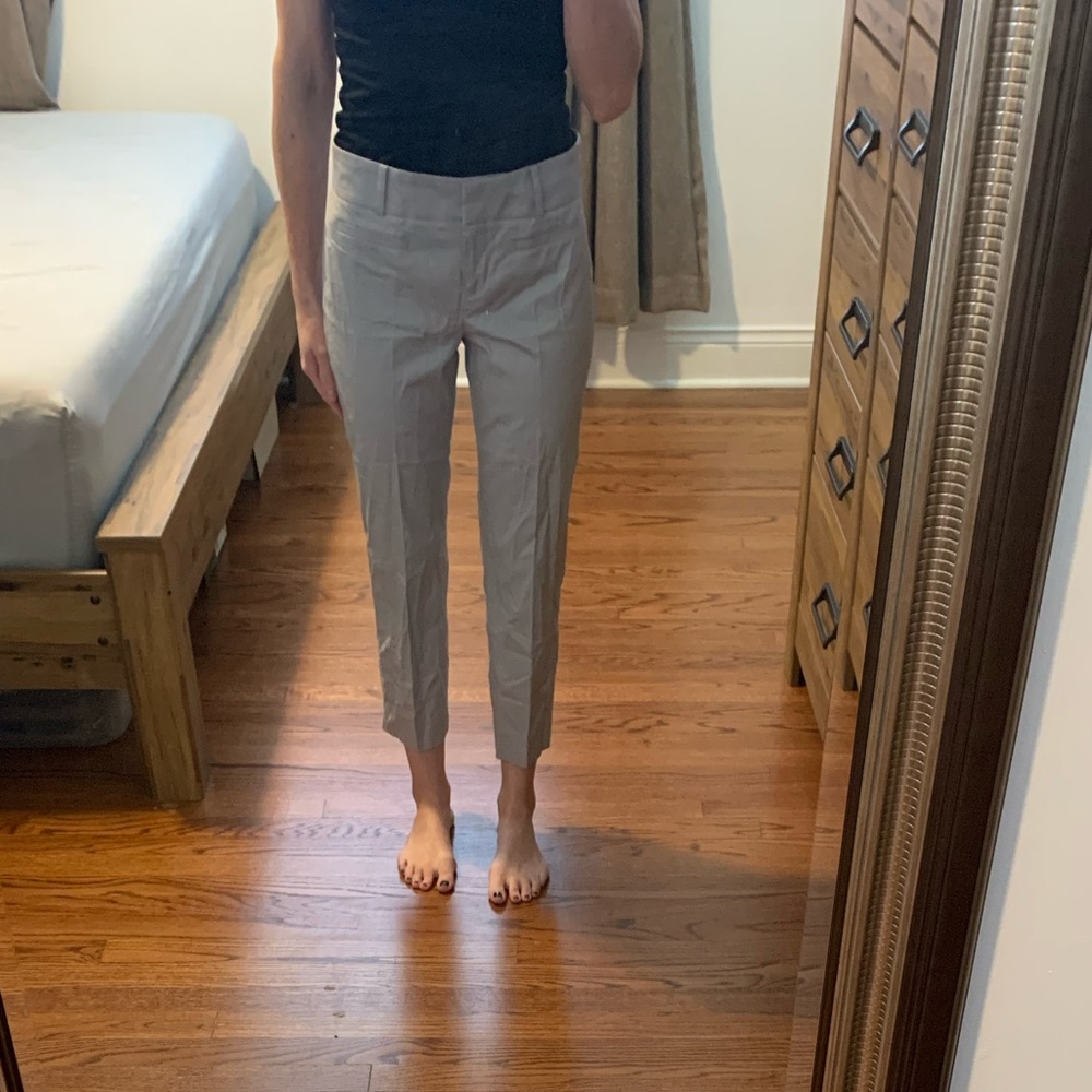 Ann Taylor 2 petite gray crop pants